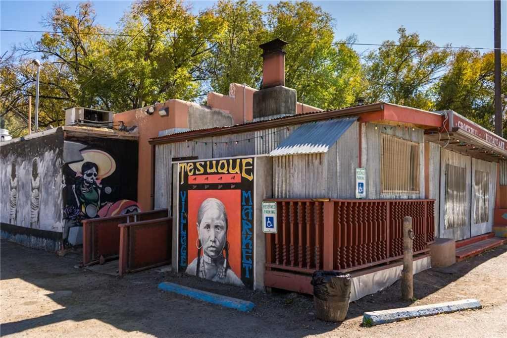 Casa De Clara, 3 Bedrooms, Gas Grill, Washer, Dryer, Hdtv, Wifi, Sleeps 6 Holiday home Santa Fe